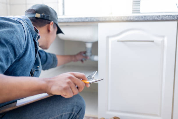 Best Emergency Plumber  in Lake Jackson, TX
